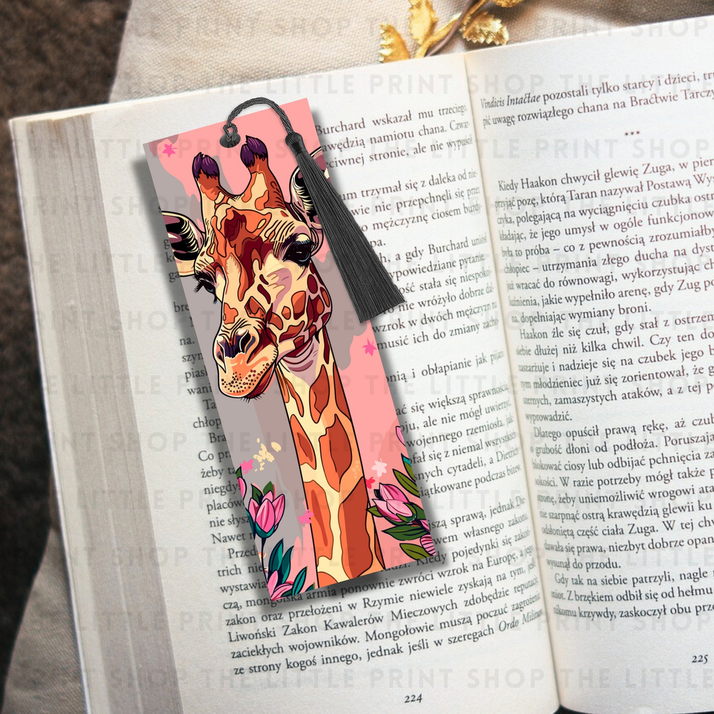 Giraffe Pink Flowers - UV DTF 14cm x 5cm Bookmark Decal