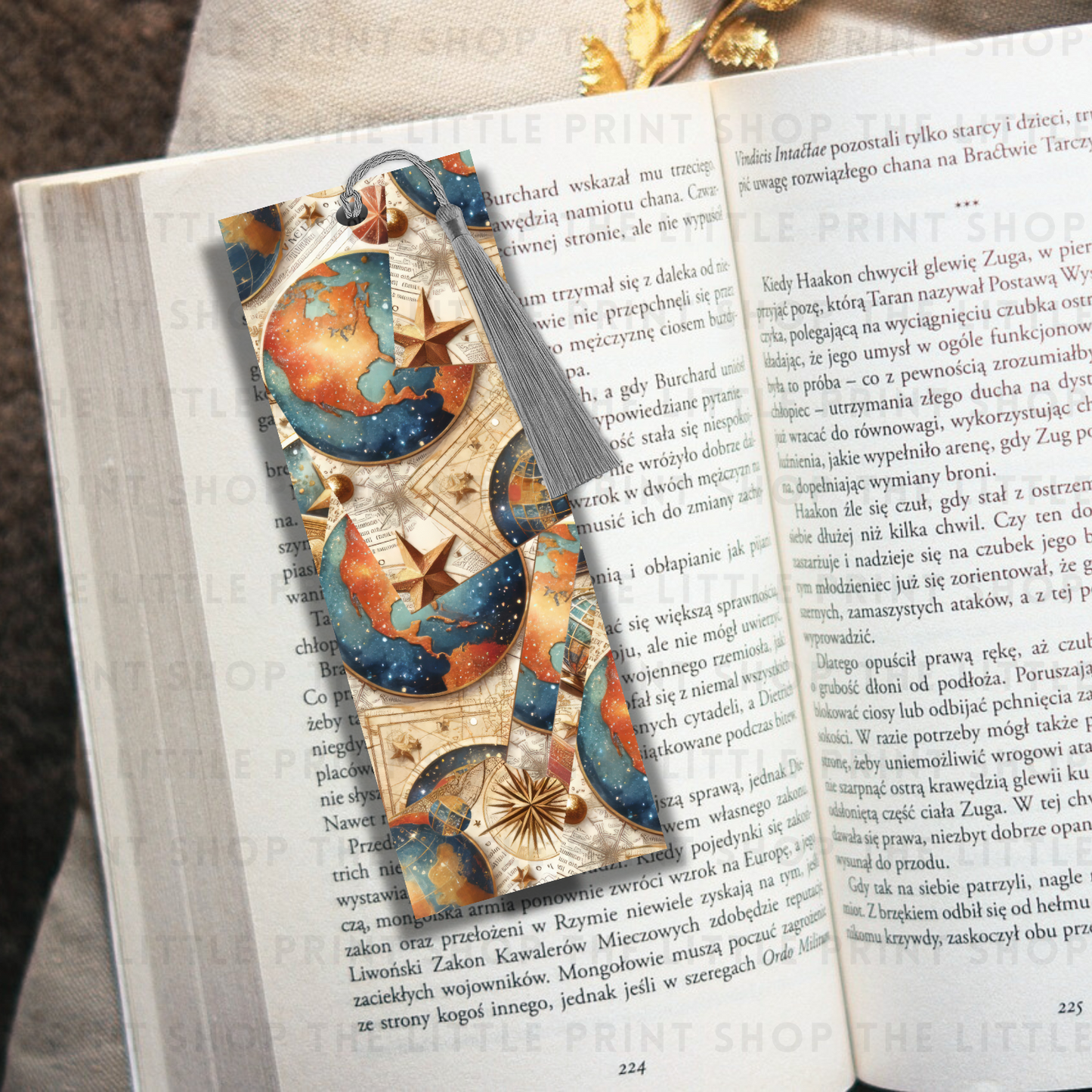 Globe - UV DTF 14cm x 5cm Bookmark Decal