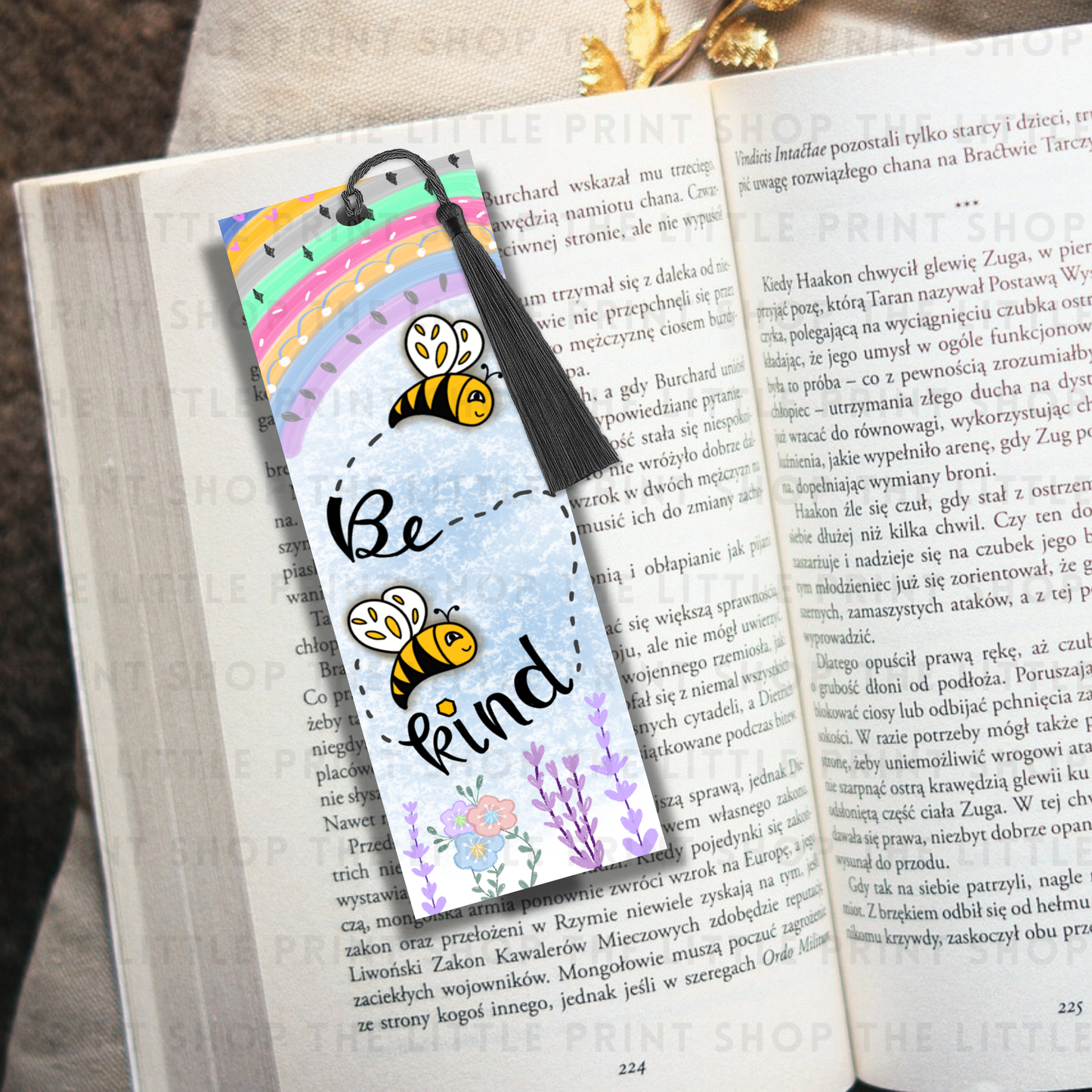 Bee - UV DTF 14cm x 5cm Bookmark Decal